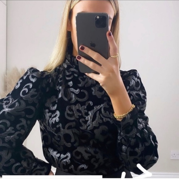 ZARA Combination Velvet Top - Picture 3 of 7